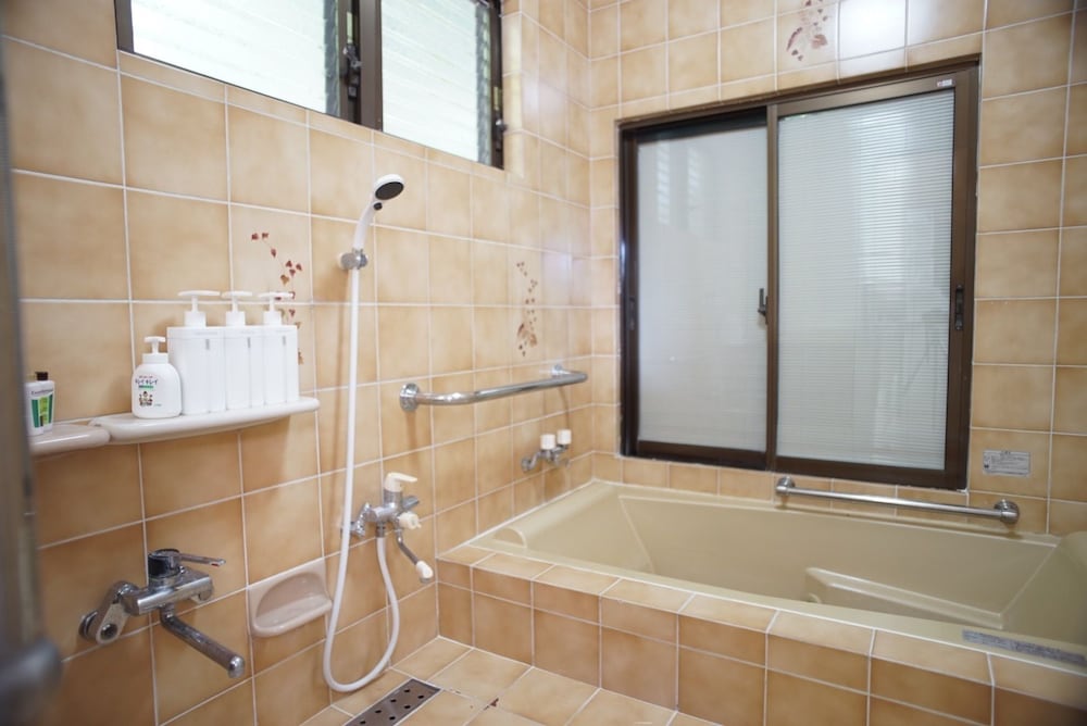 PRIVATE HOTEL WALKERS NAKIJIN 那覇