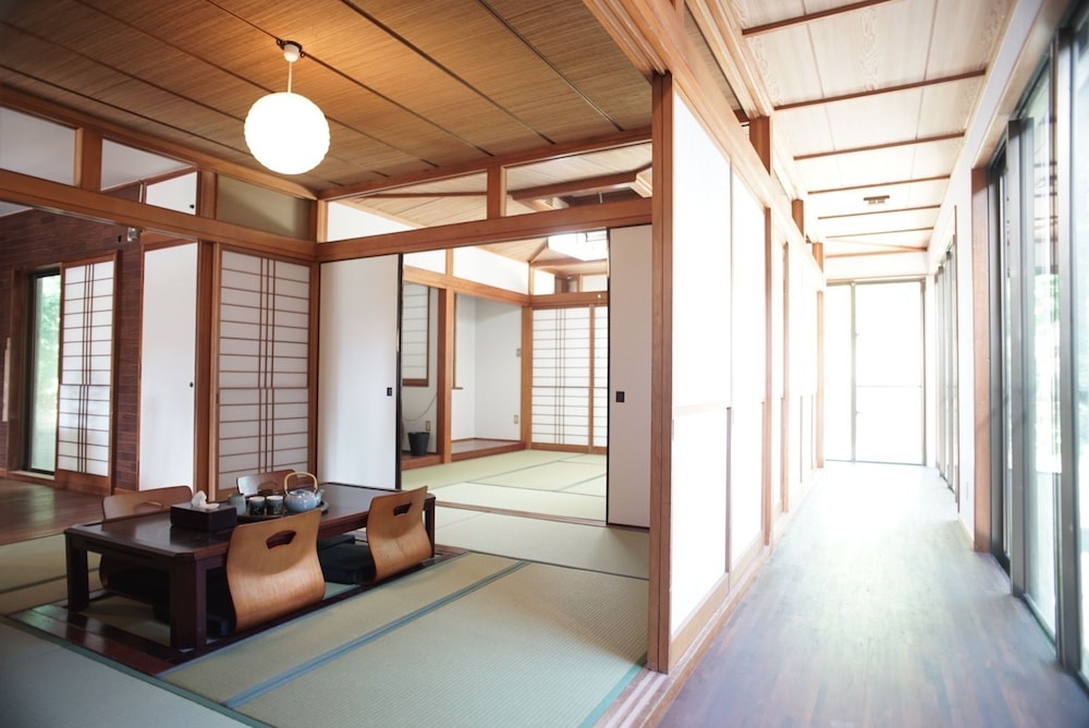 PRIVATE HOTEL WALKERS NAKIJIN 那覇
