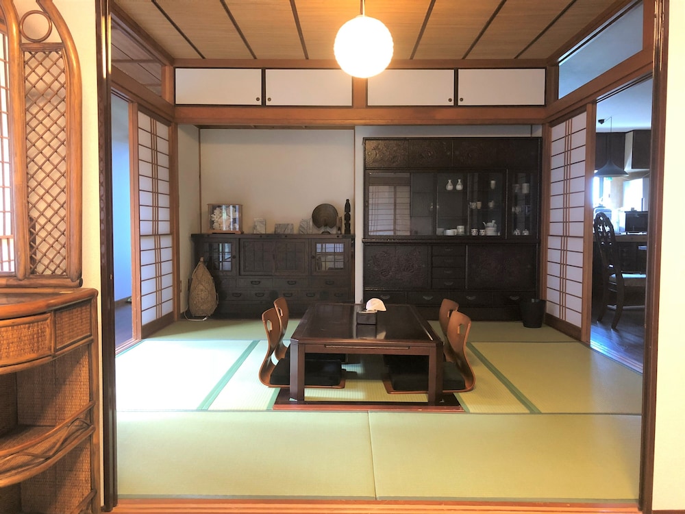 PRIVATE HOTEL WALKERS NAKIJIN 那覇