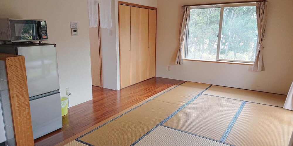 素泊まりの宿 かえるやぁ 那覇