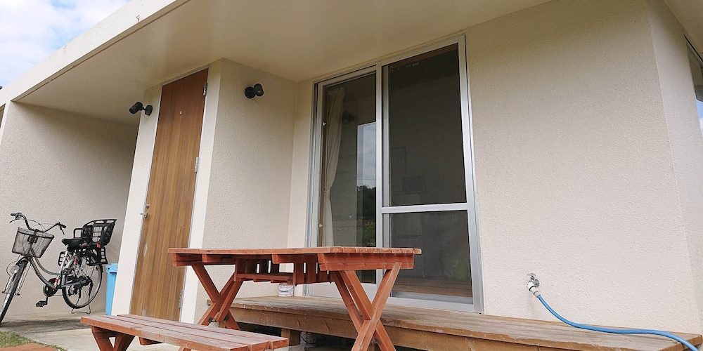 素泊まりの宿 かえるやぁ 那覇