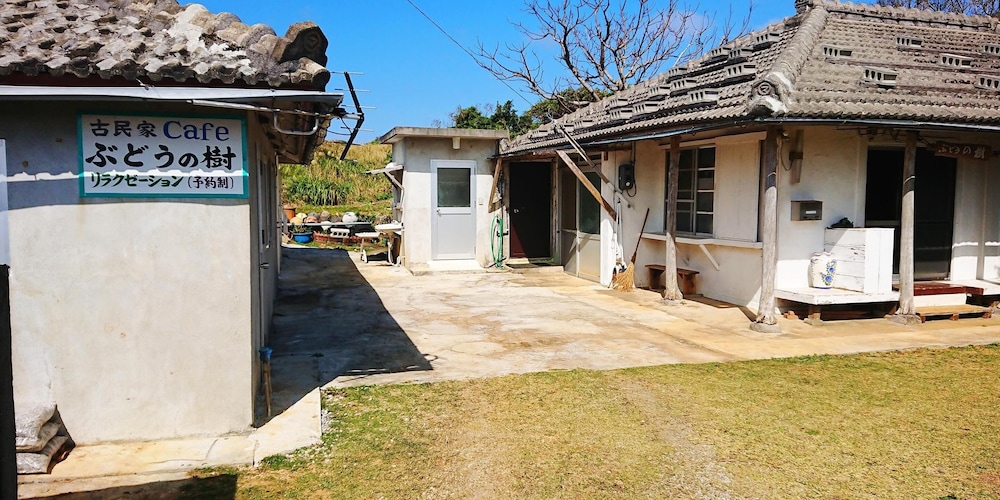 KOURIJIMA ぶどうの樹 那覇