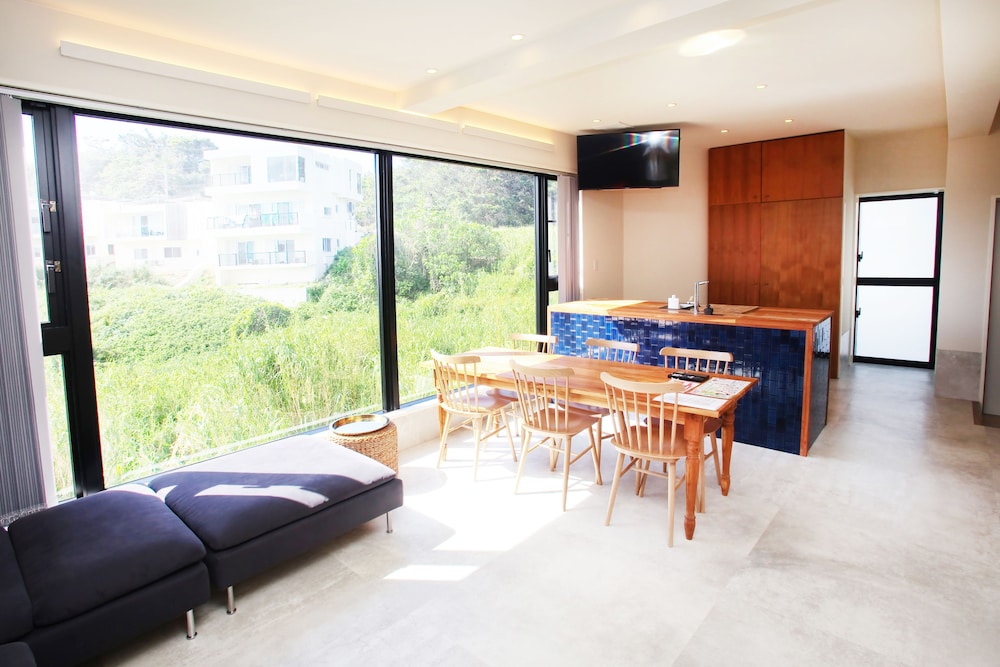 IKIDANE HOUSE OKINAWA 瀬名波 那覇