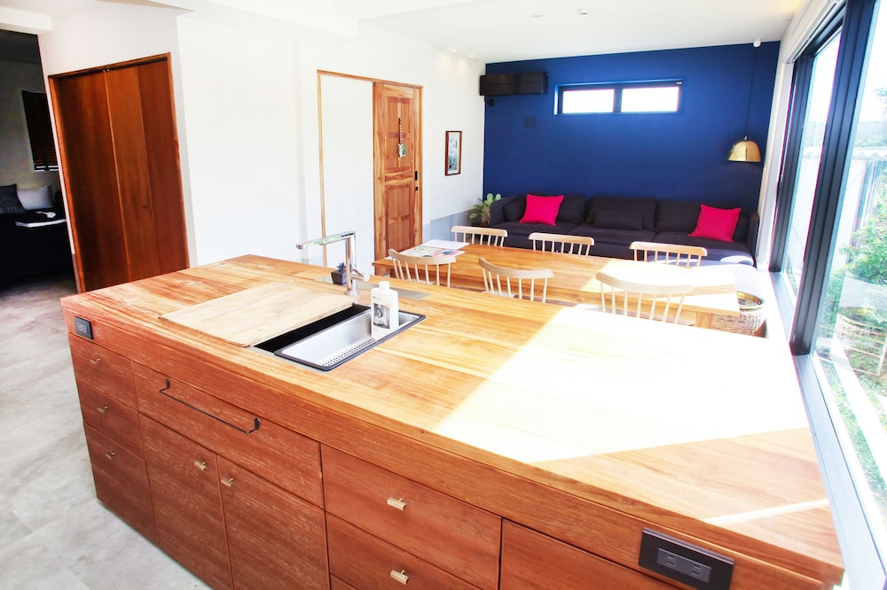IKIDANE HOUSE OKINAWA 瀬名波 那覇