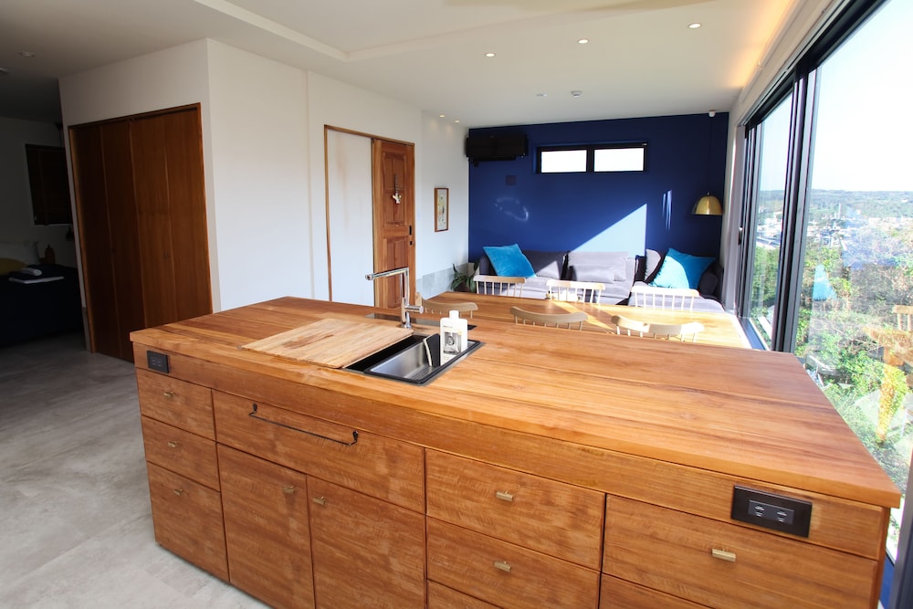 IKIDANE HOUSE OKINAWA 瀬名波 那覇