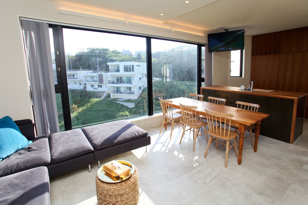 IKIDANE HOUSE OKINAWA 瀬名波 那覇