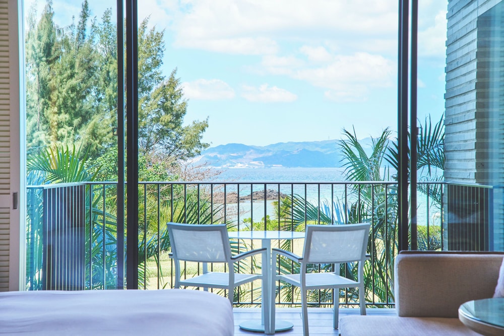 ハレクラニ沖縄 那覇