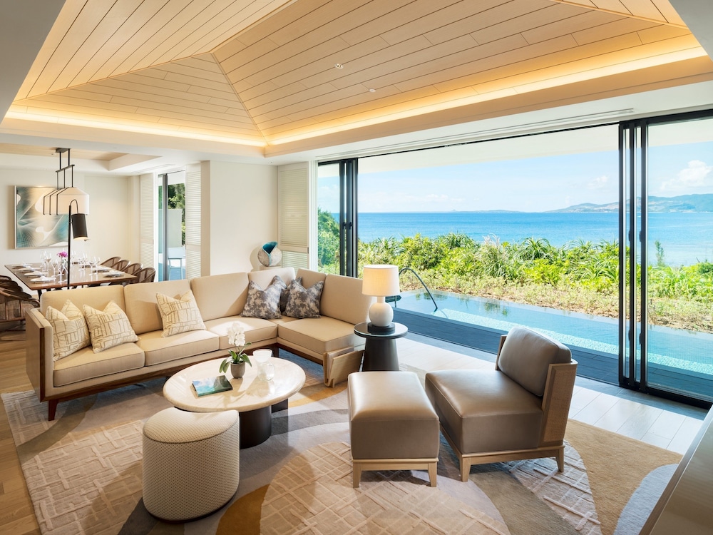 ハレクラニ沖縄 那覇