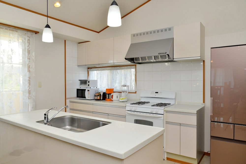 MAEDA BIRU HOUSE I II 那覇