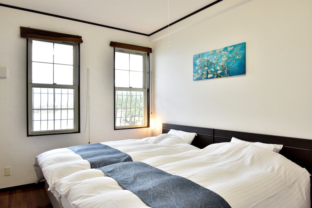 MAEDA BIRU HOUSE I II 那覇