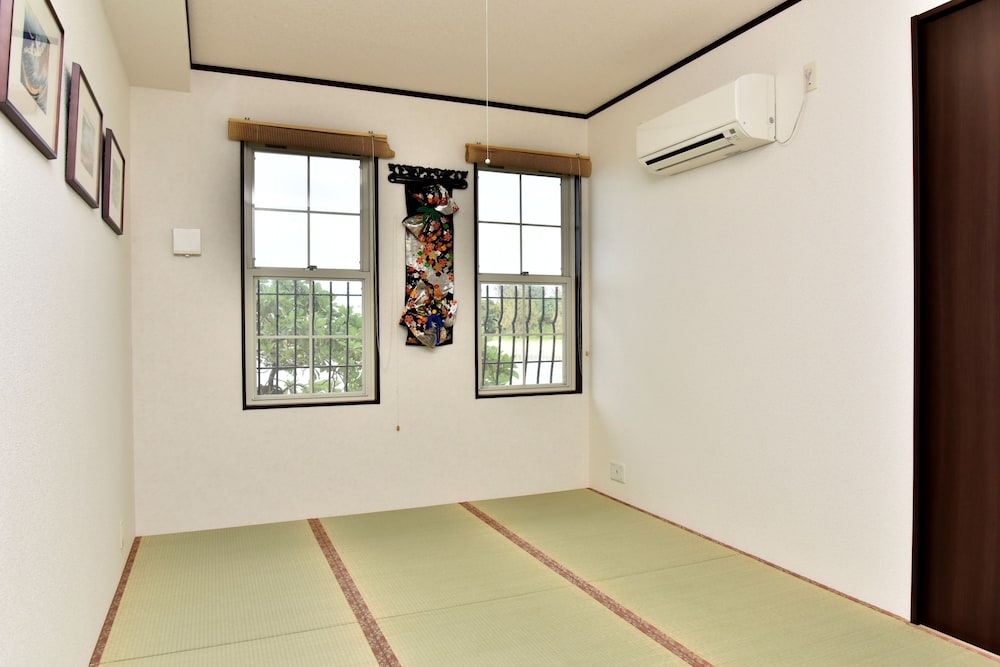 MAEDA BIRU HOUSE I II 那覇
