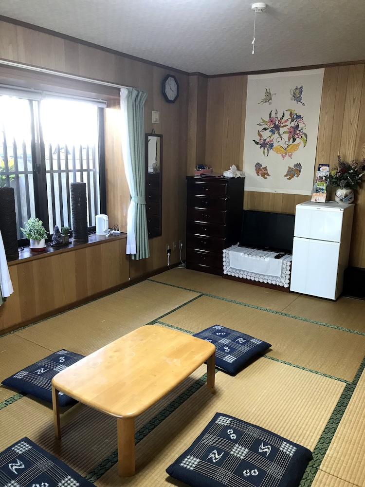 民宿 静 那覇
