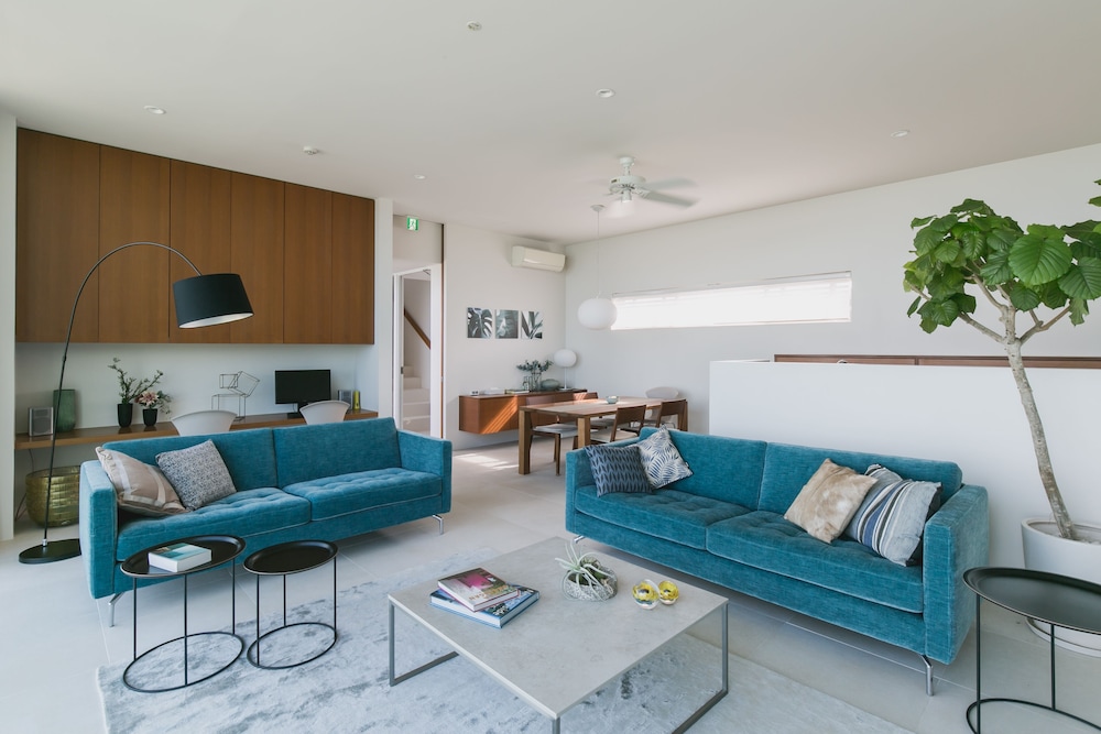 BEACH HOUSE PURAU 那覇