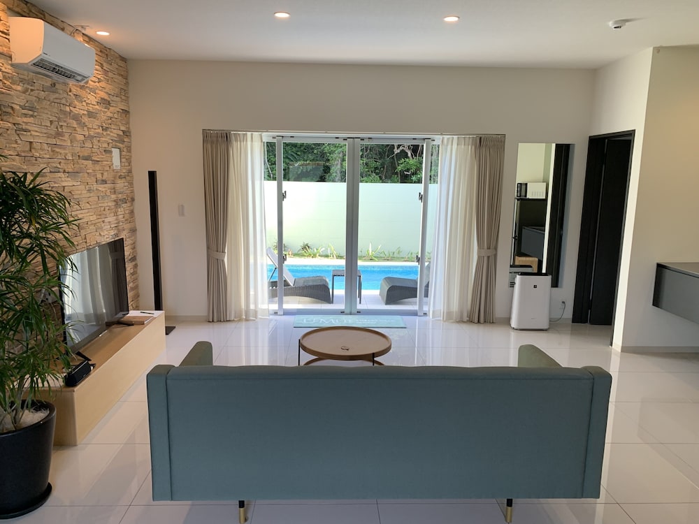 U-MUI FOREST VILLA OKINAWA 那覇