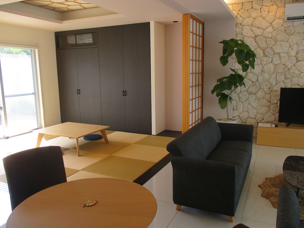 U-MUI FOREST VILLA OKINAWA 那覇