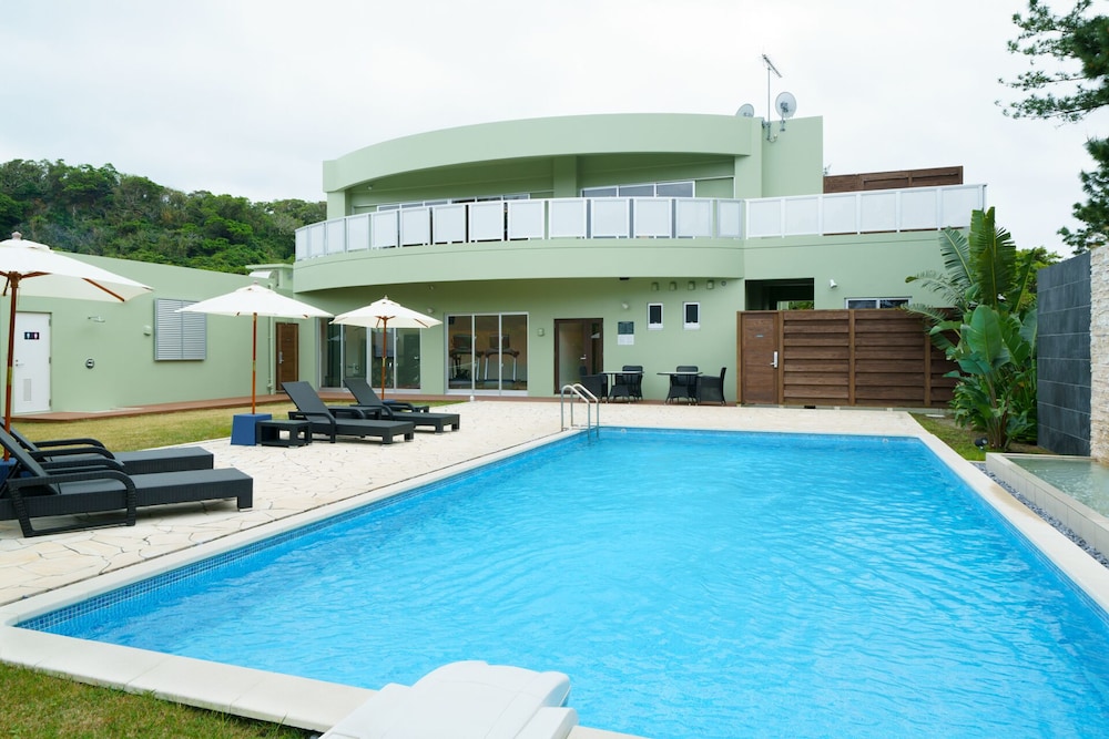 U-MUI FOREST VILLA OKINAWA 那覇