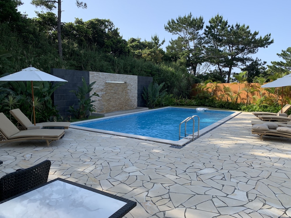 U-MUI FOREST VILLA OKINAWA 那覇