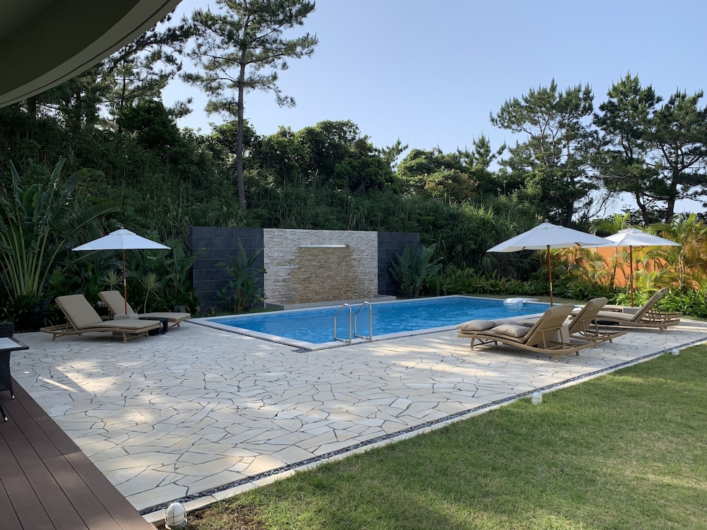 U-MUI FOREST VILLA OKINAWA 那覇