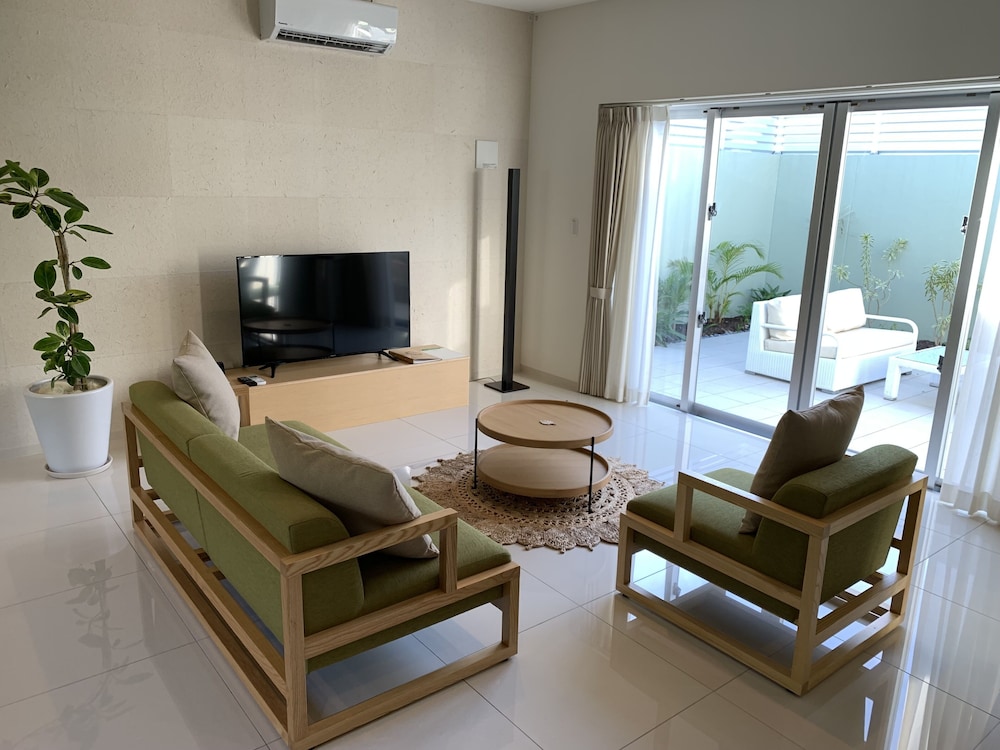 U-MUI FOREST VILLA OKINAWA 那覇