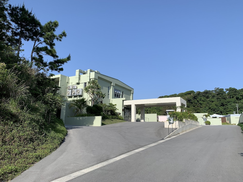 U-MUI FOREST VILLA OKINAWA 那覇