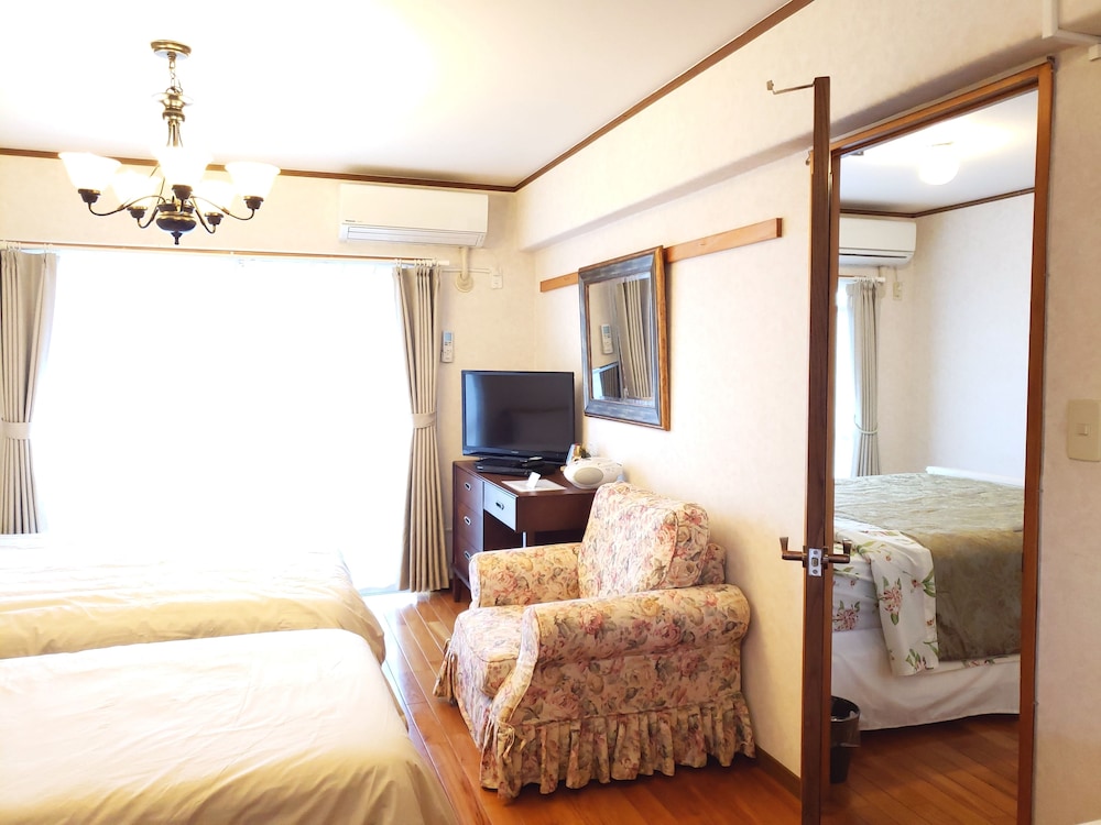 M&M LODGE 那覇