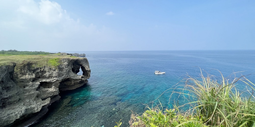 LOW COST RESORT MANZA BEACH 那覇