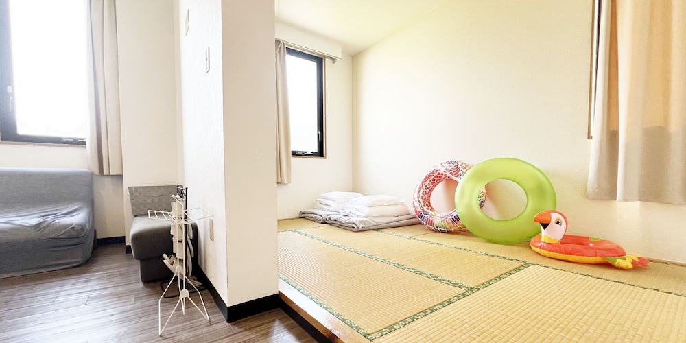 LOW COST RESORT MANZA BEACH 那覇