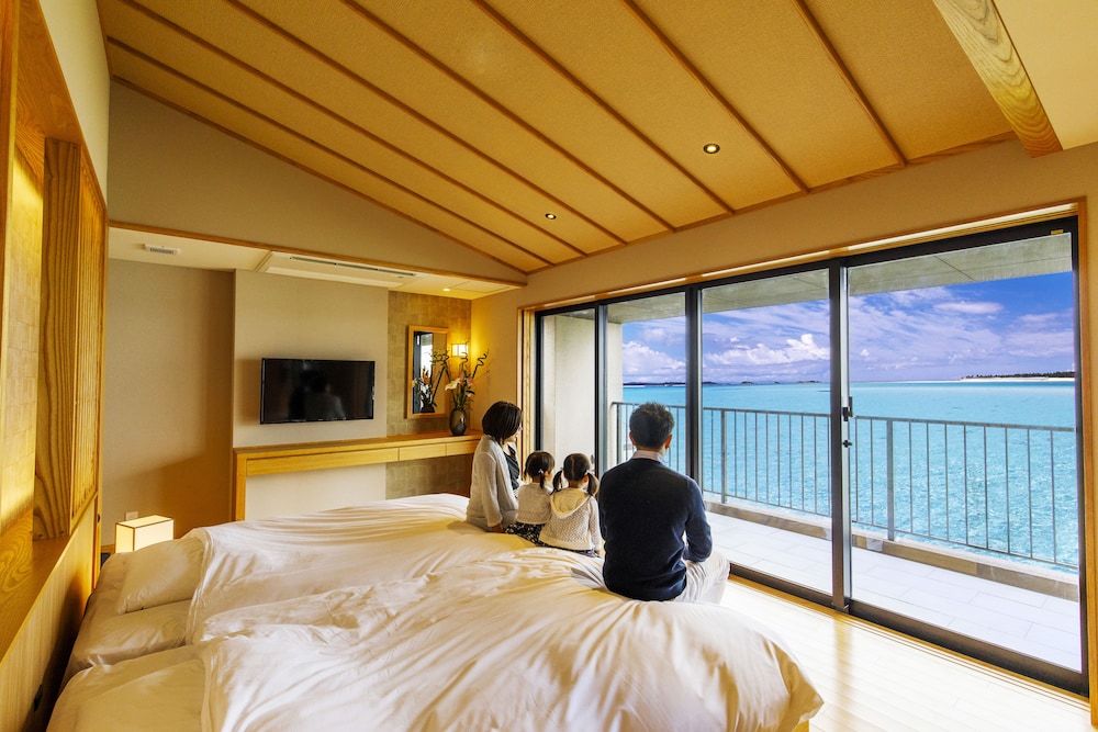 海の旅亭おきなわ名嘉真荘 那覇