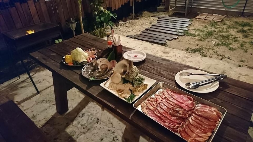 南国ロッジ BOOYA 那覇