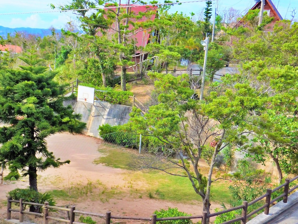 にらい恩納 那覇
