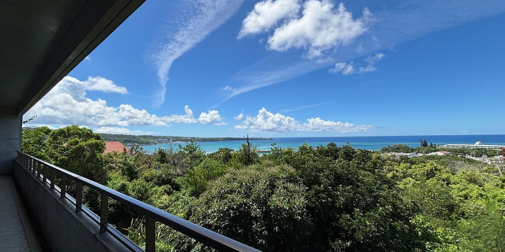 ホテルコンドミニアム土花土花 那覇