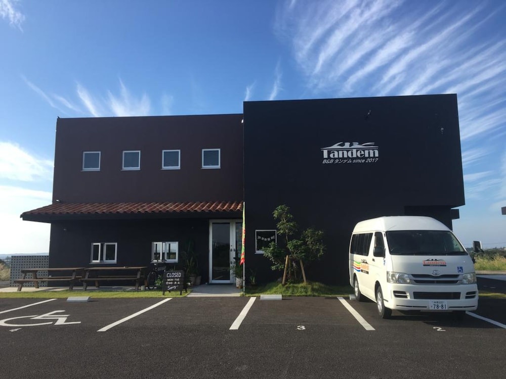 B&B タンデム 那覇