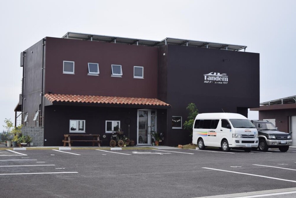 B&B タンデム 那覇