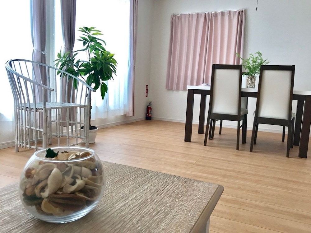 JADE TREE HOUSE 那覇