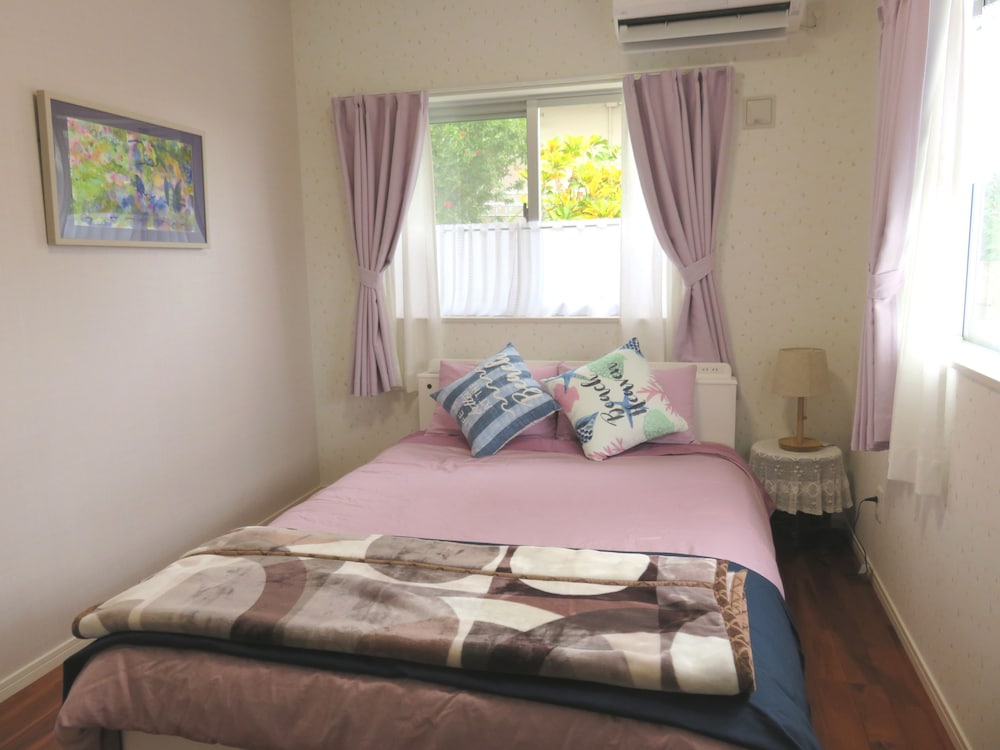 OKINAWA GUEST HOUSE URIZUN 那覇
