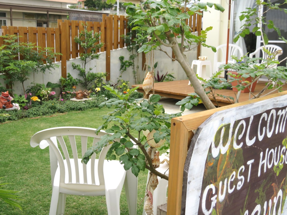OKINAWA GUEST HOUSE URIZUN 那覇