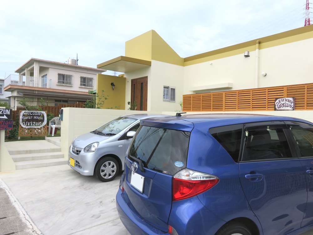 OKINAWA GUEST HOUSE URIZUN 那覇