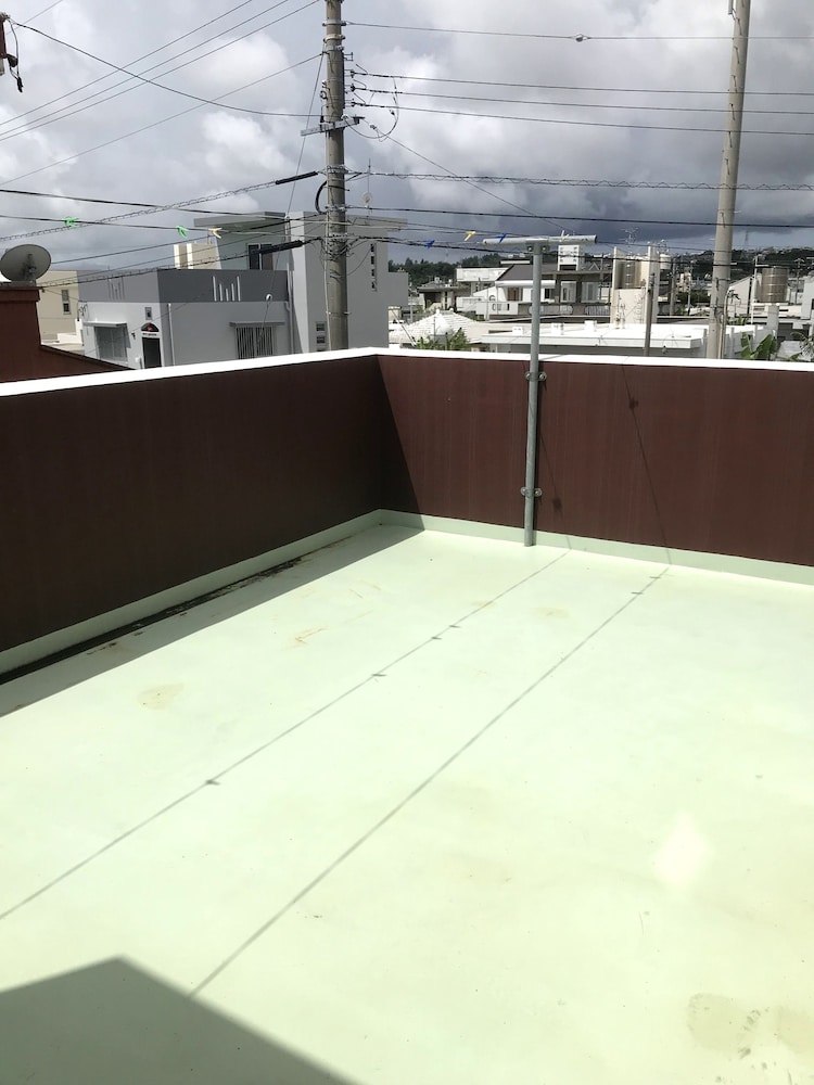 沖縄の宿 ゆんたく家 那覇