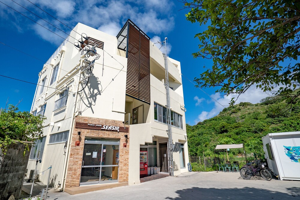 マリンハウスシーサー阿嘉島店 那覇