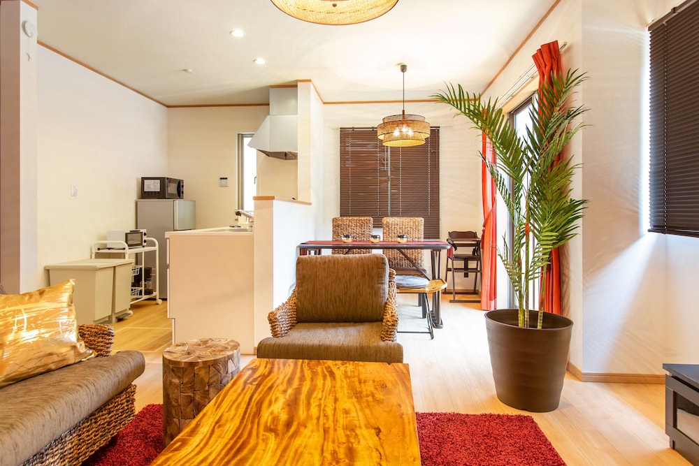 曙ハウス AKEBONO HOUSE 那覇