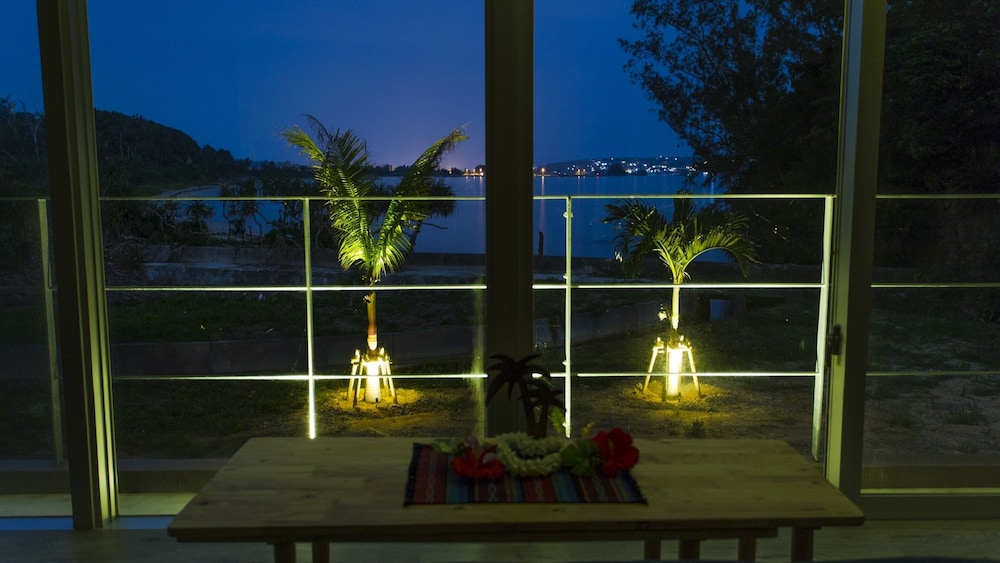 BEACH SIDE RESORT GRAND BLUE OKINAWA 那覇