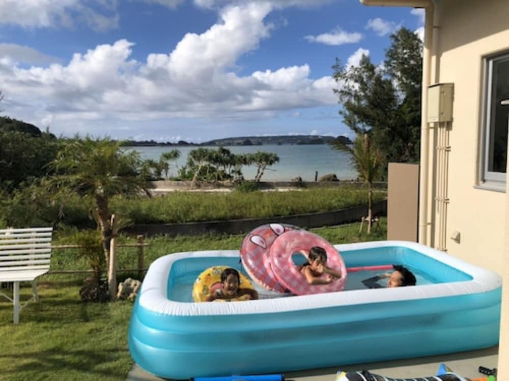 BEACH SIDE RESORT GRAND BLUE OKINAWA 那覇