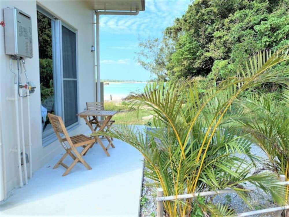 BEACH SIDE RESORT GRAND BLUE OKINAWA 那覇