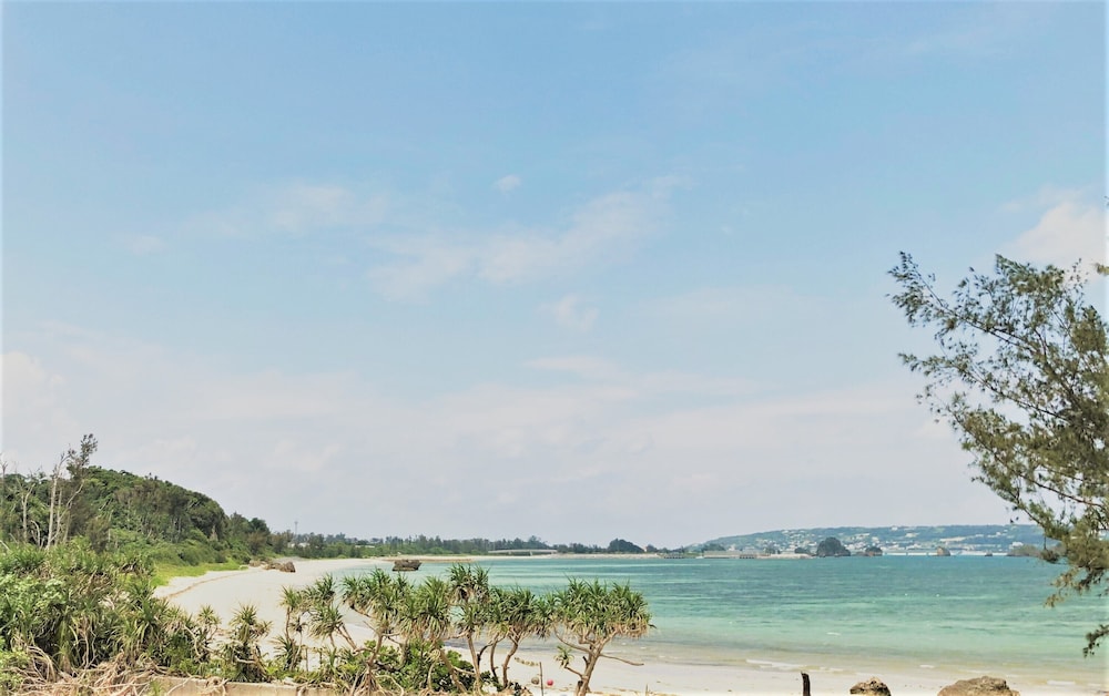 BEACH SIDE RESORT GRAND BLUE OKINAWA 那覇