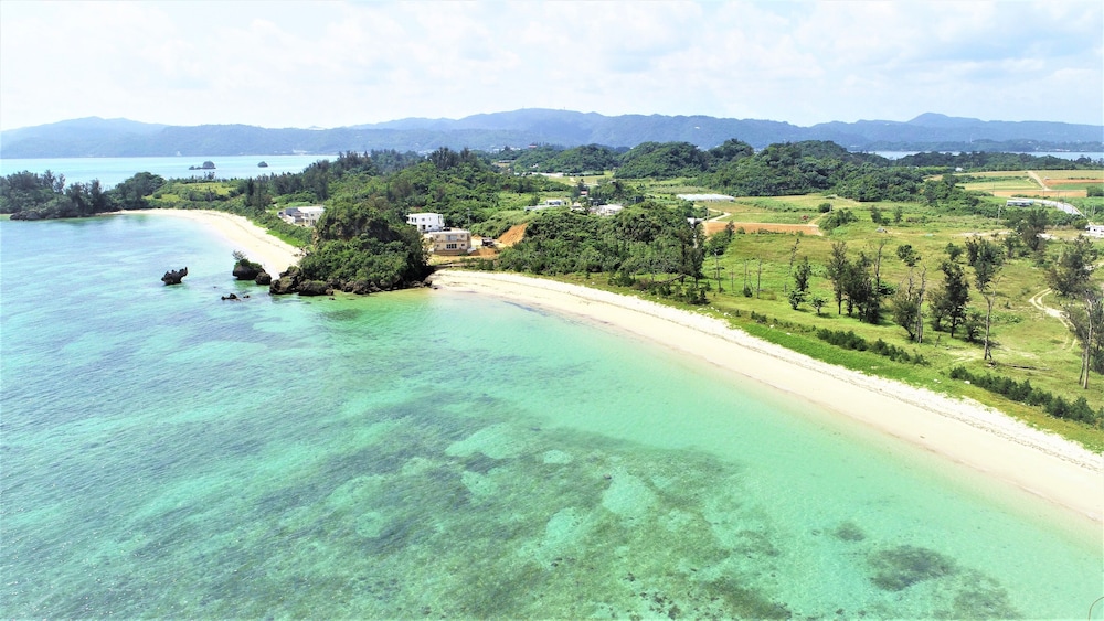 BEACH SIDE RESORT GRAND BLUE OKINAWA 那覇