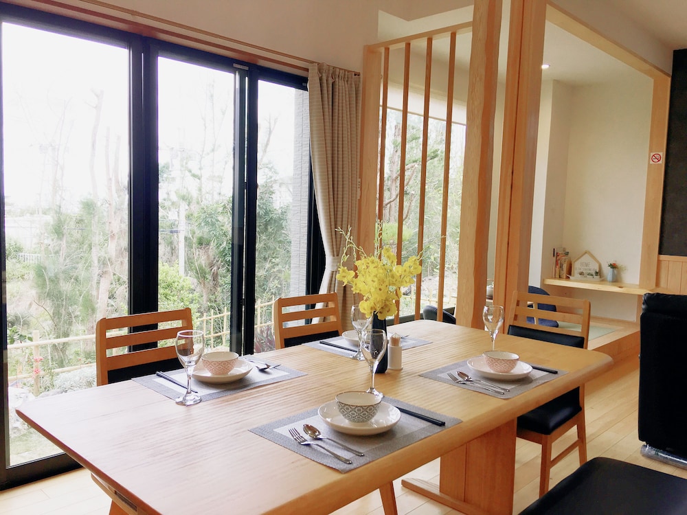 OCEAN AROHA RESORT 那覇