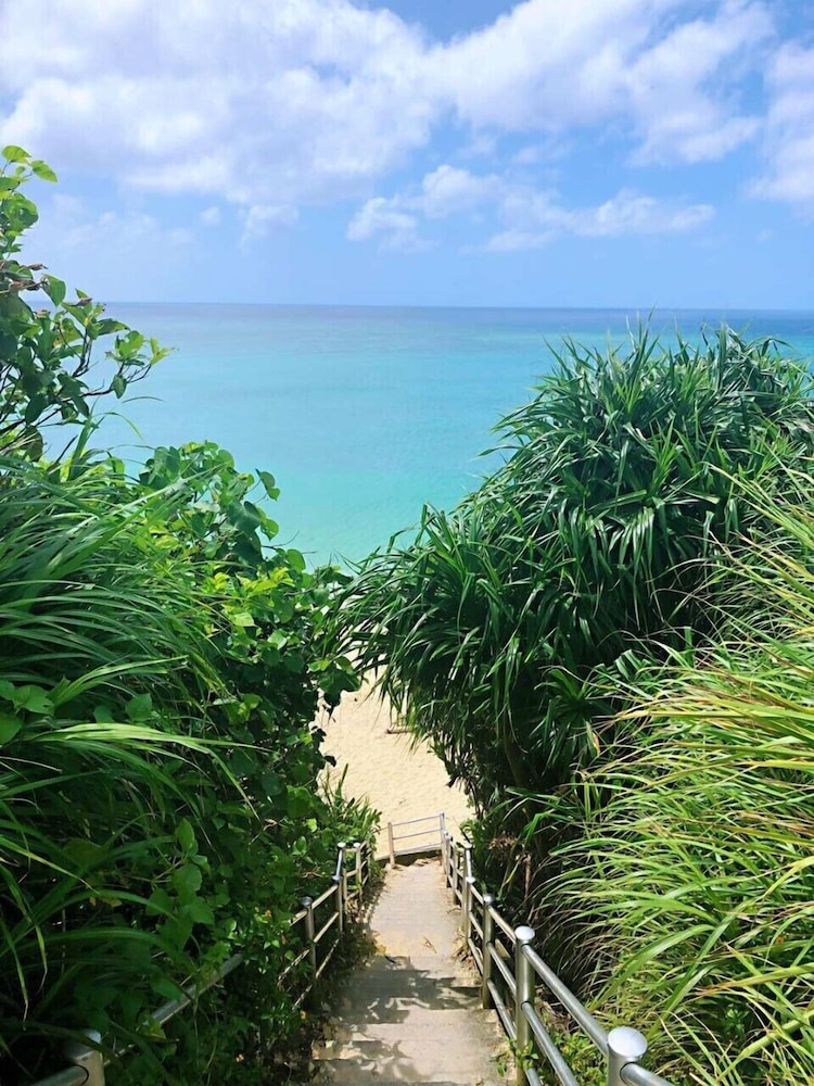 OCEAN AROHA RESORT 那覇