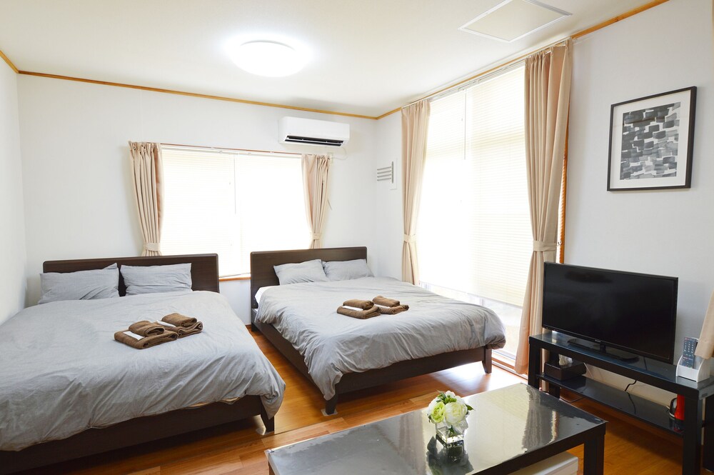 CHATEAU TIIDA 1F 那覇