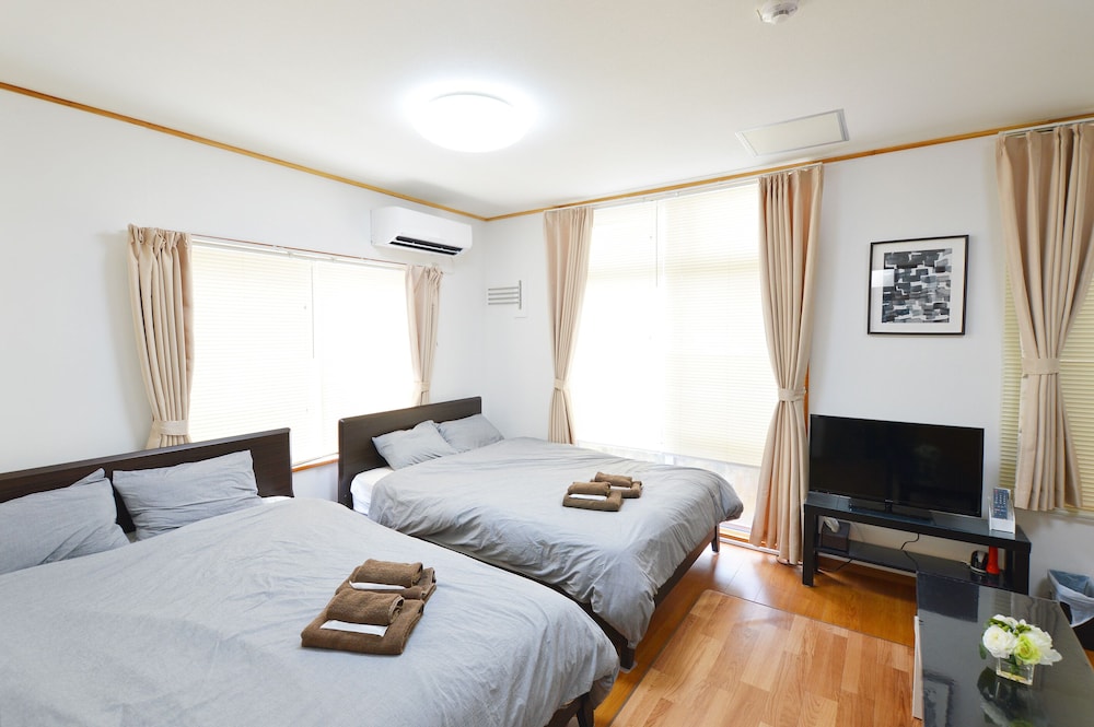 CHATEAU TIIDA 1F 那覇