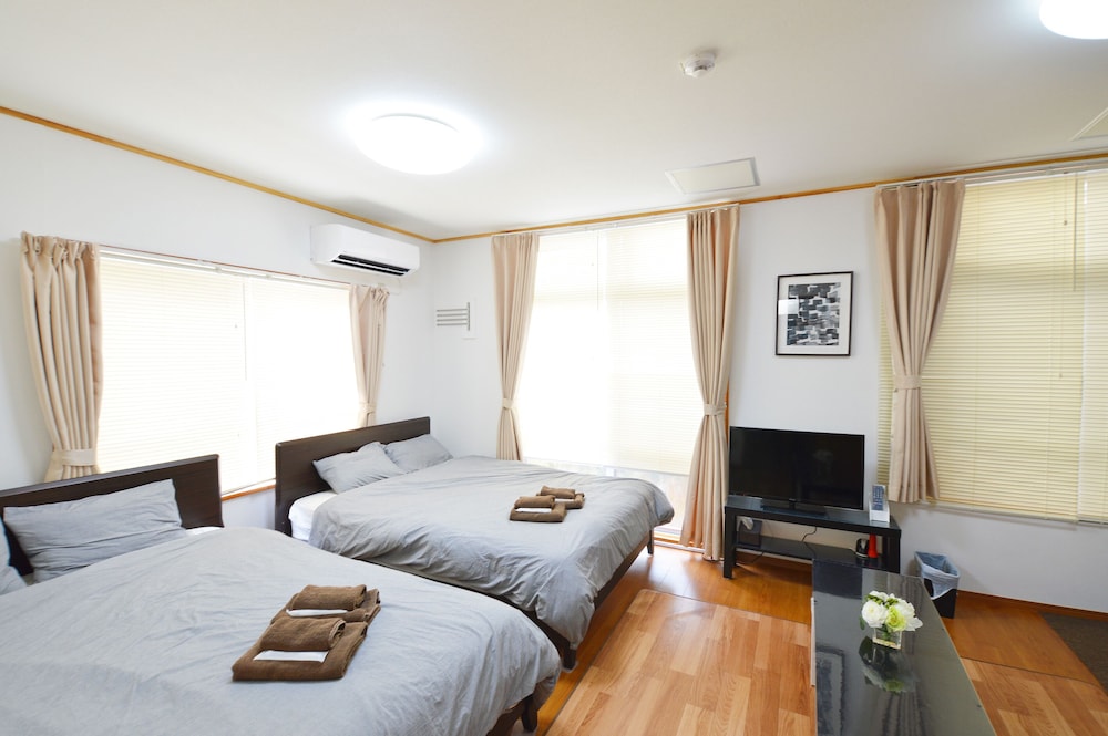 CHATEAU TIIDA 1F 那覇